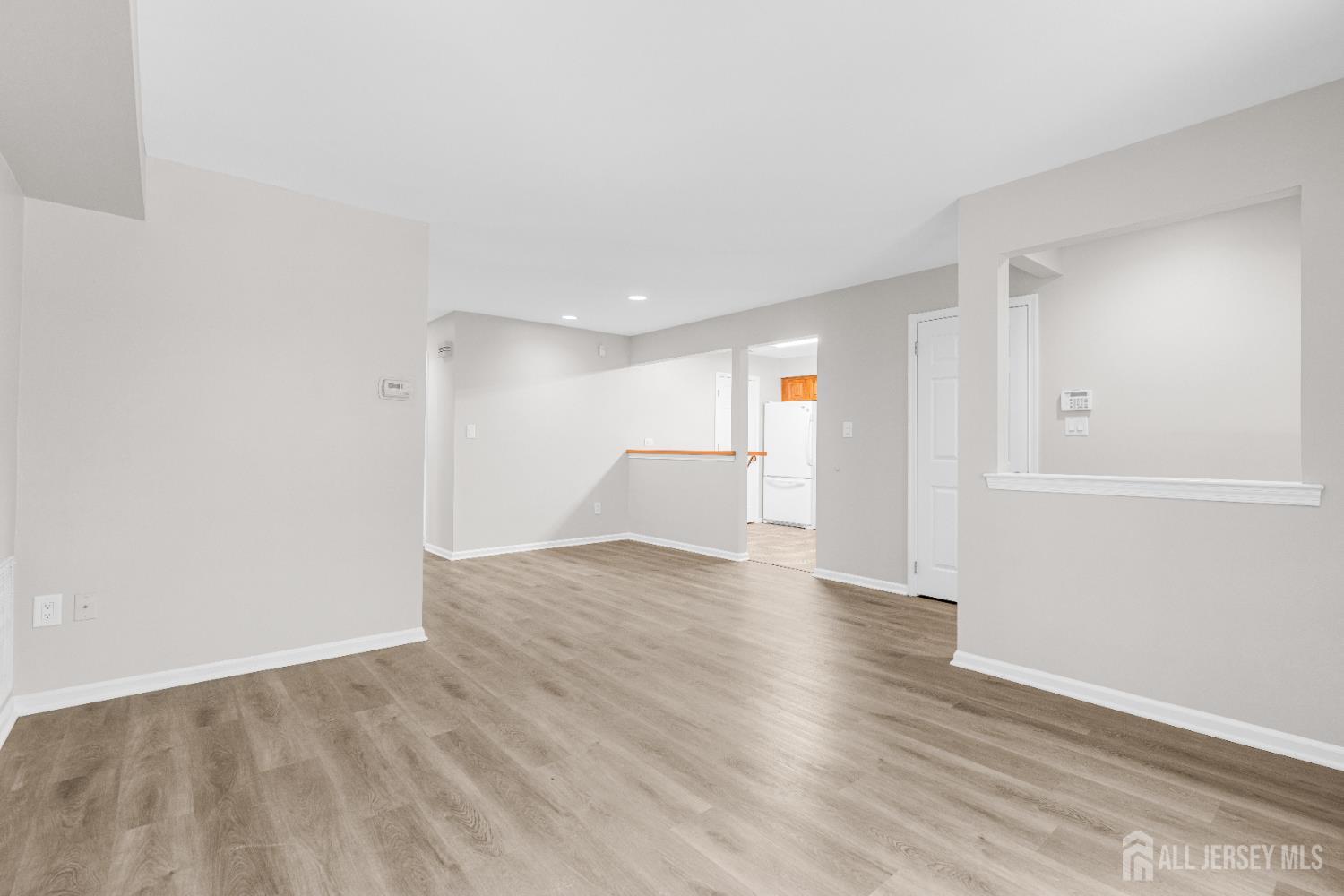 5101 Stonehedge Road, Unit 5101 Edison, NJ 08820 - Photo 8 of 29 Gallery Image 8