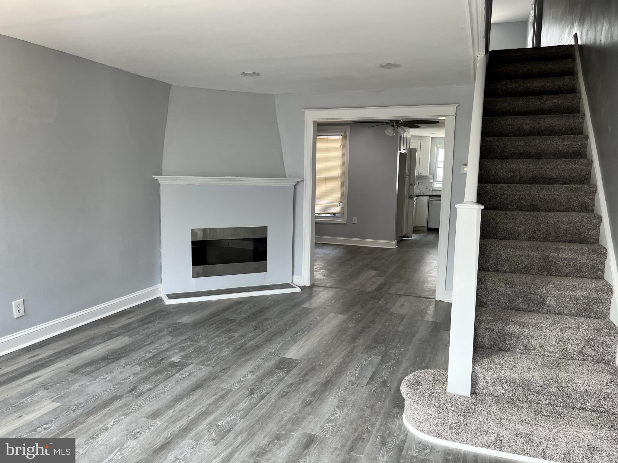 510 Timberlake Road Upper Darby, PA 19082 - Photo 4 of 38