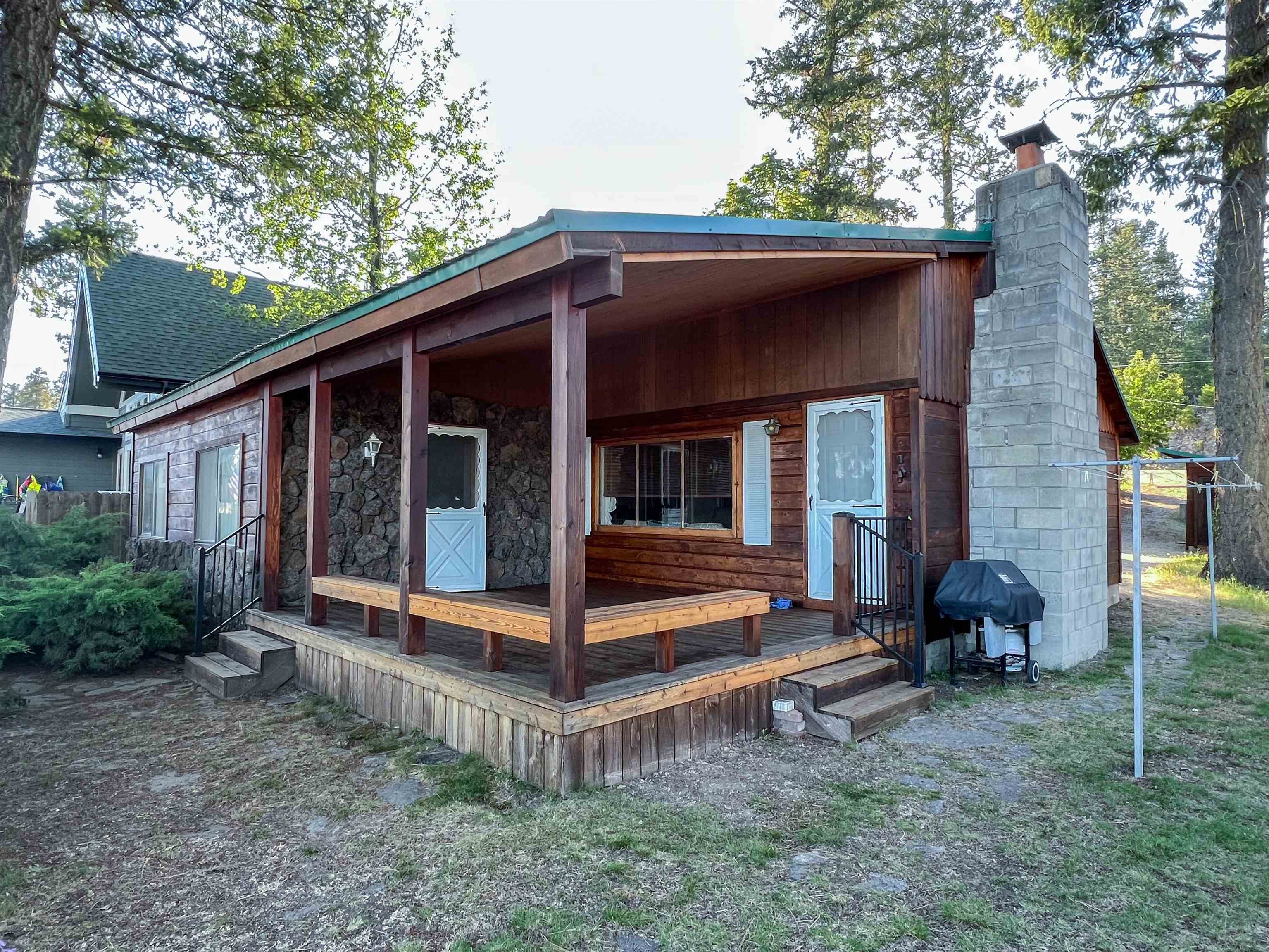 5706 North Shore Diamond Lake Road Newport, WA 99156 - Photo 2 of 38