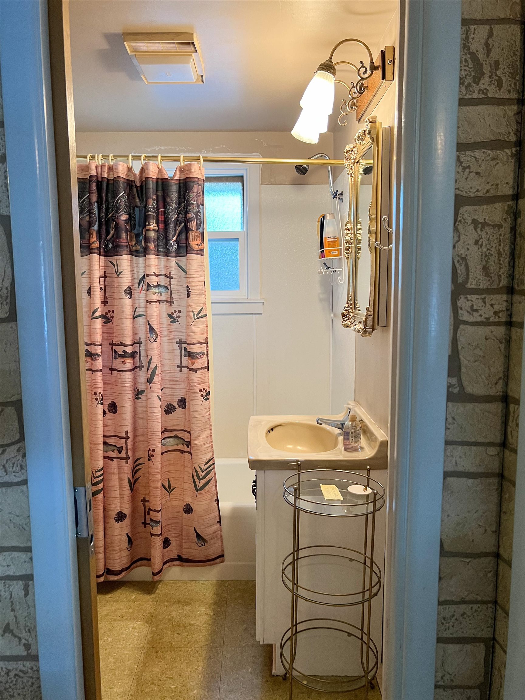 5706 North Shore Diamond Lake Road Newport, WA 99156 - Photo 22 of 38