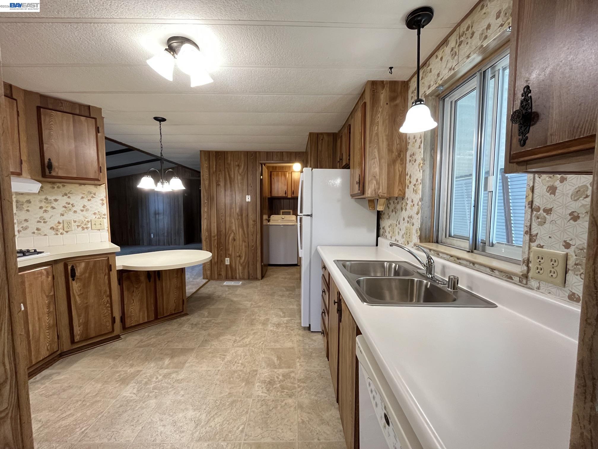 4141 Deep Creek Road, Unit 212 Fremont, CA 94555 - Photo 12 of 34