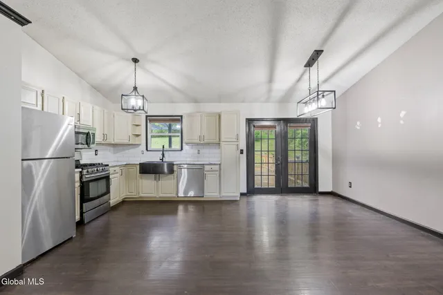 $374,900 | 52 Boght Road, Colonie, NY 12189