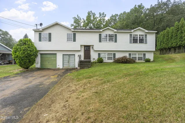 $374,900 | 52 Boght Road, Colonie, NY 12189