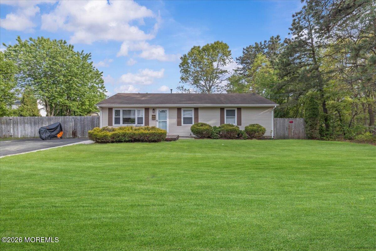 508 Riverside Avenue Toms River, NJ 08757 - Photo 3 of 37 01-IMG_6747