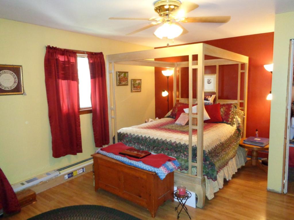 2365 Covered Bridge Road Irasburg, VT 05845 - Photo 13 of 28