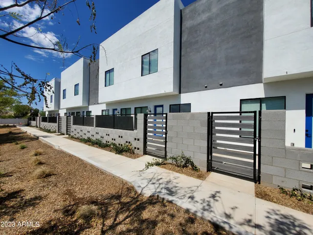 $2,500 | 777 West Coolidge Street, Unit 5, Phoenix, AZ 85013