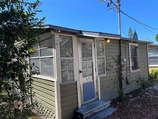 $1,000 | 309 West Comanche Avenue, Unit B, Tampa, FL 33604