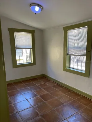 $1,000 | 309 West Comanche Avenue, Unit B, Tampa, FL 33604