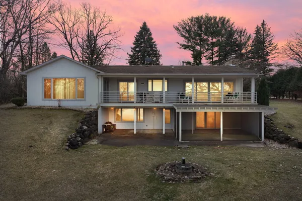 $1,649,000 | W5368 Plantation Road, Sugar Creek, WI 53121