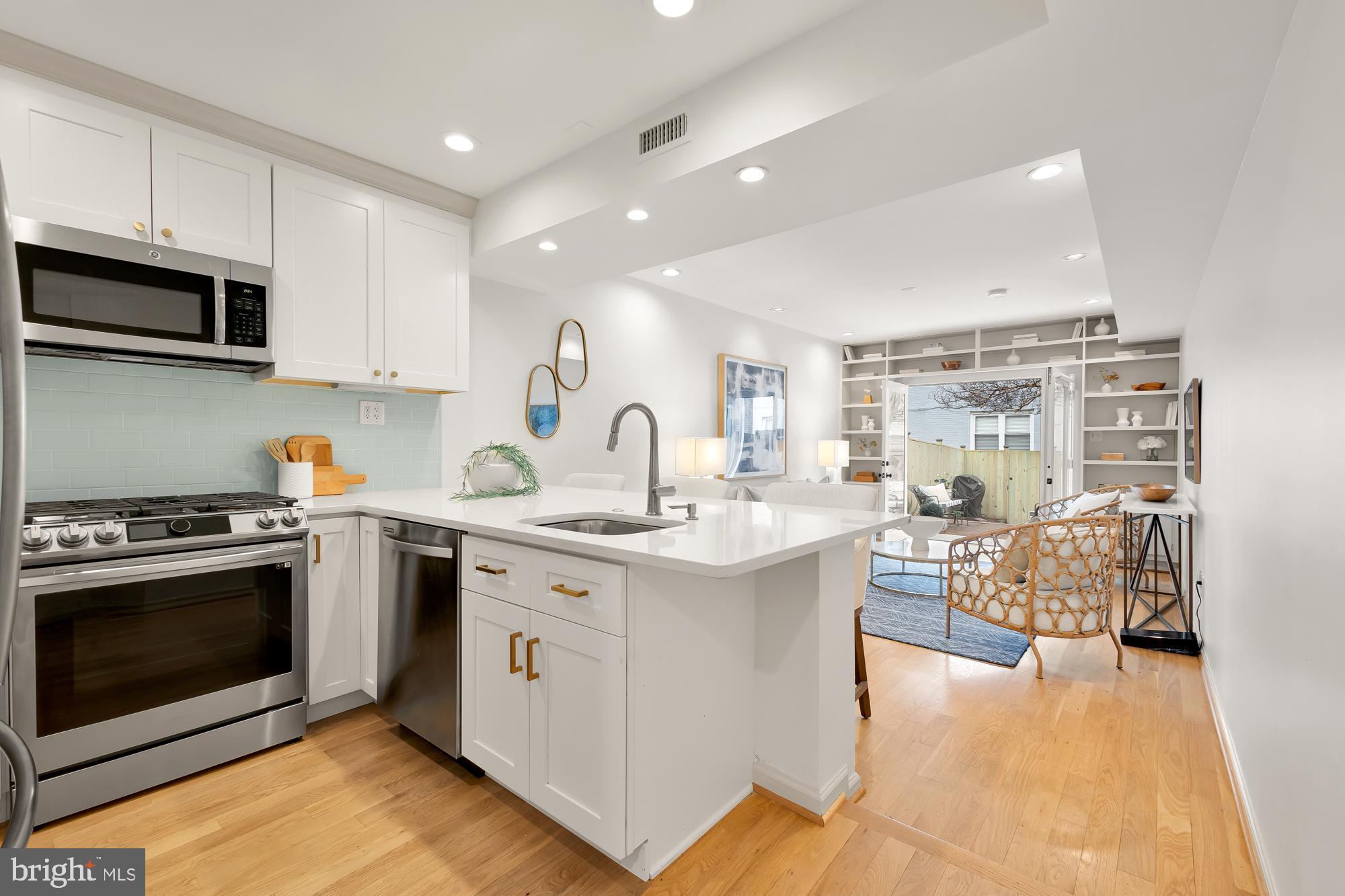 252 13th Street Northeast Washington, DC 20002 - Photo 6 of 26