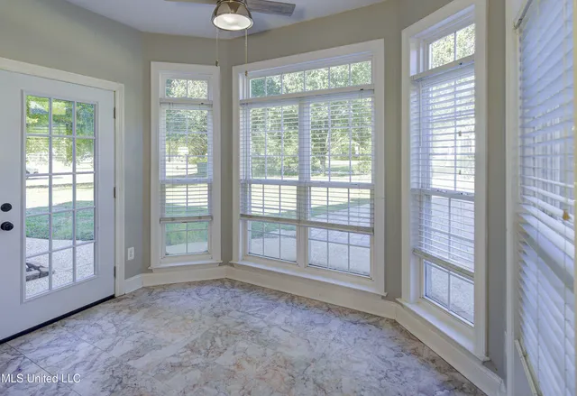 $345,000 | 30 Birkdale Circle, Vicksburg, MS 39183