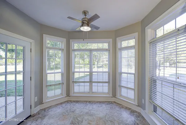 $345,000 | 30 Birkdale Circle, Vicksburg, MS 39183