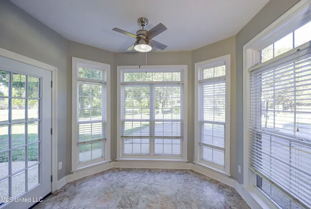 $345,000 | 30 Birkdale Circle, Vicksburg, MS 39183