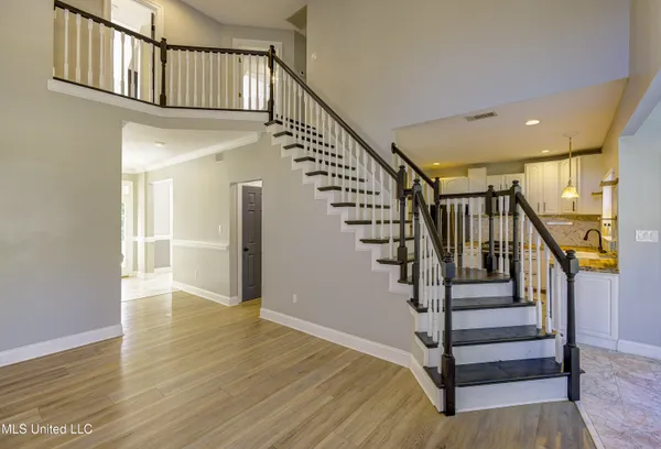 $345,000 | 30 Birkdale Circle, Vicksburg, MS 39183