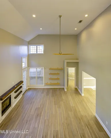 $345,000 | 30 Birkdale Circle, Vicksburg, MS 39183