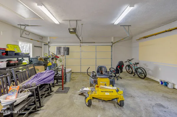 $345,000 | 30 Birkdale Circle, Vicksburg, MS 39183