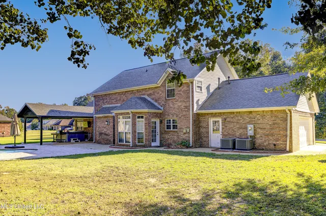 $345,000 | 30 Birkdale Circle, Vicksburg, MS 39183