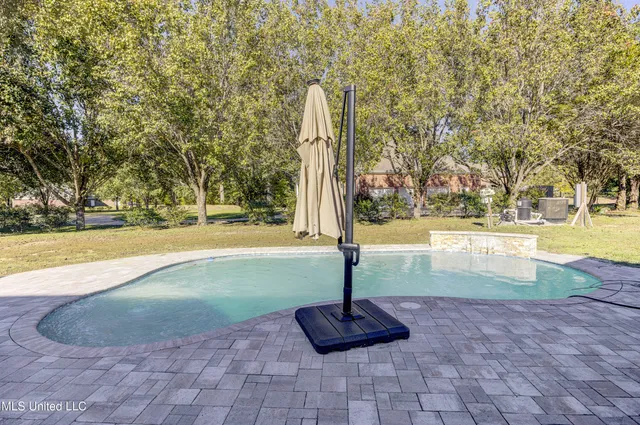 $345,000 | 30 Birkdale Circle, Vicksburg, MS 39183