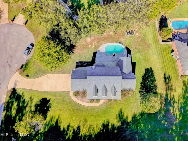 $345,000 | 30 Birkdale Circle, Vicksburg, MS 39183