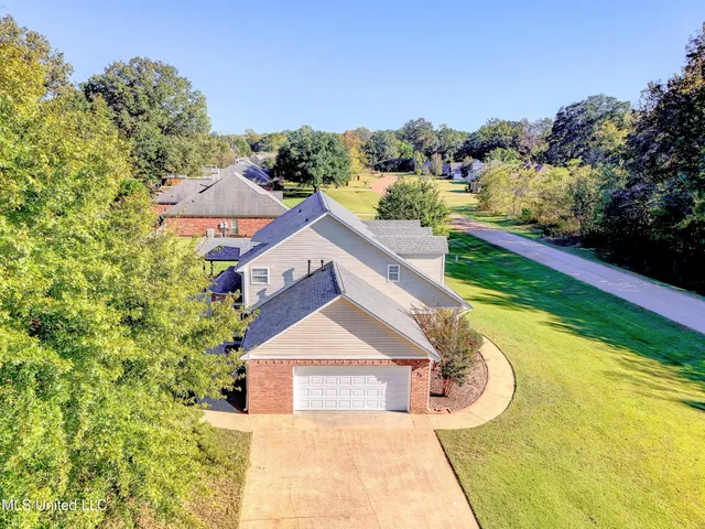 $345,000 | 30 Birkdale Circle, Vicksburg, MS 39183