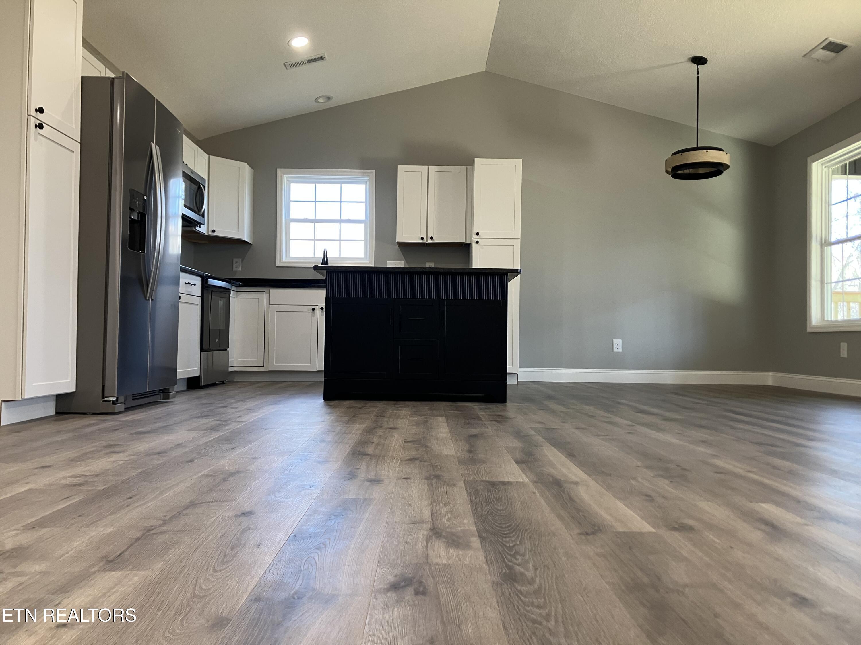 198 Signet Lane Maynardville, TN 37807 - Photo 12 of 35 IMG_5661