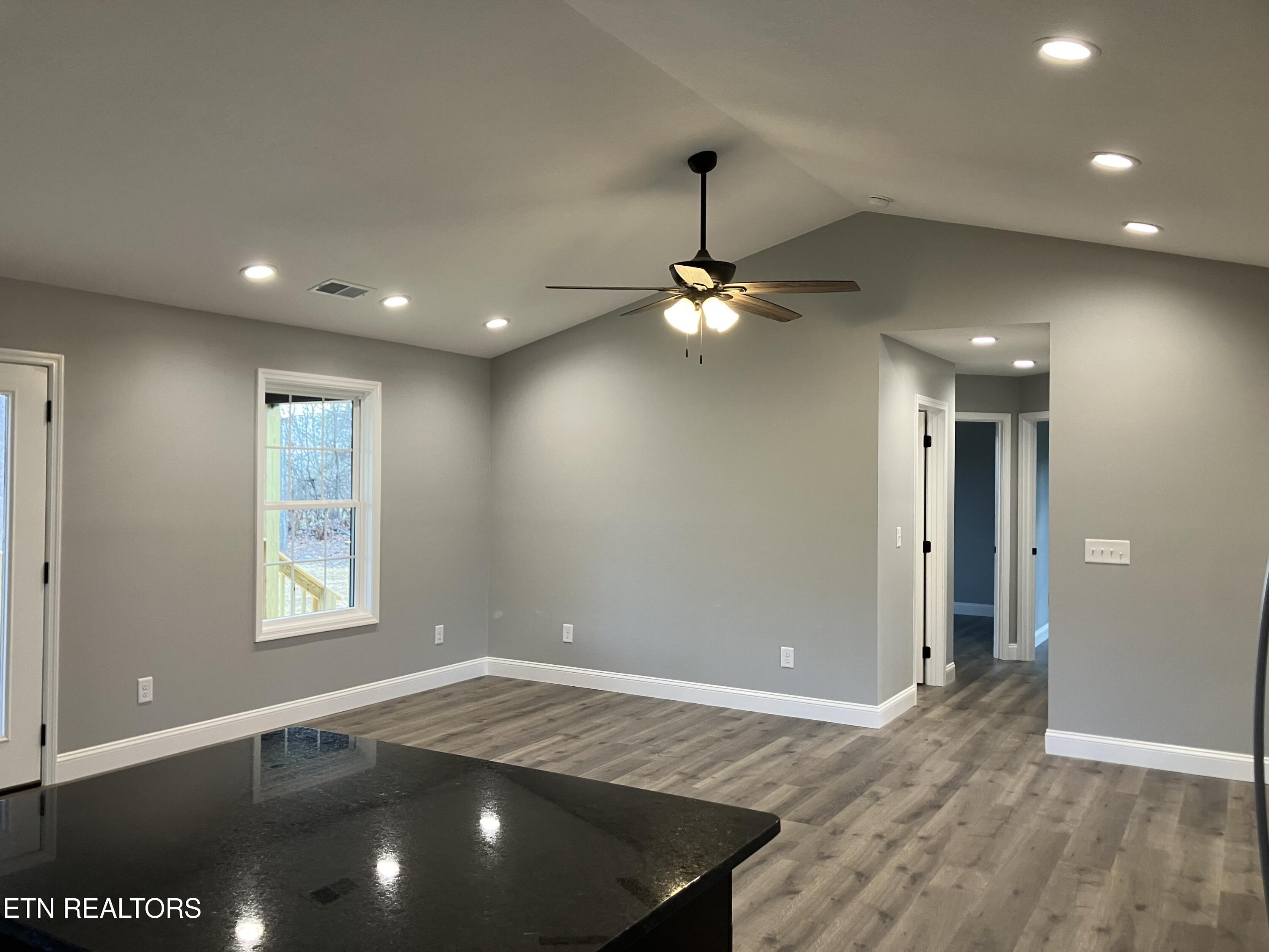 198 Signet Lane Maynardville, TN 37807 - Photo 22 of 35 IMG_5651