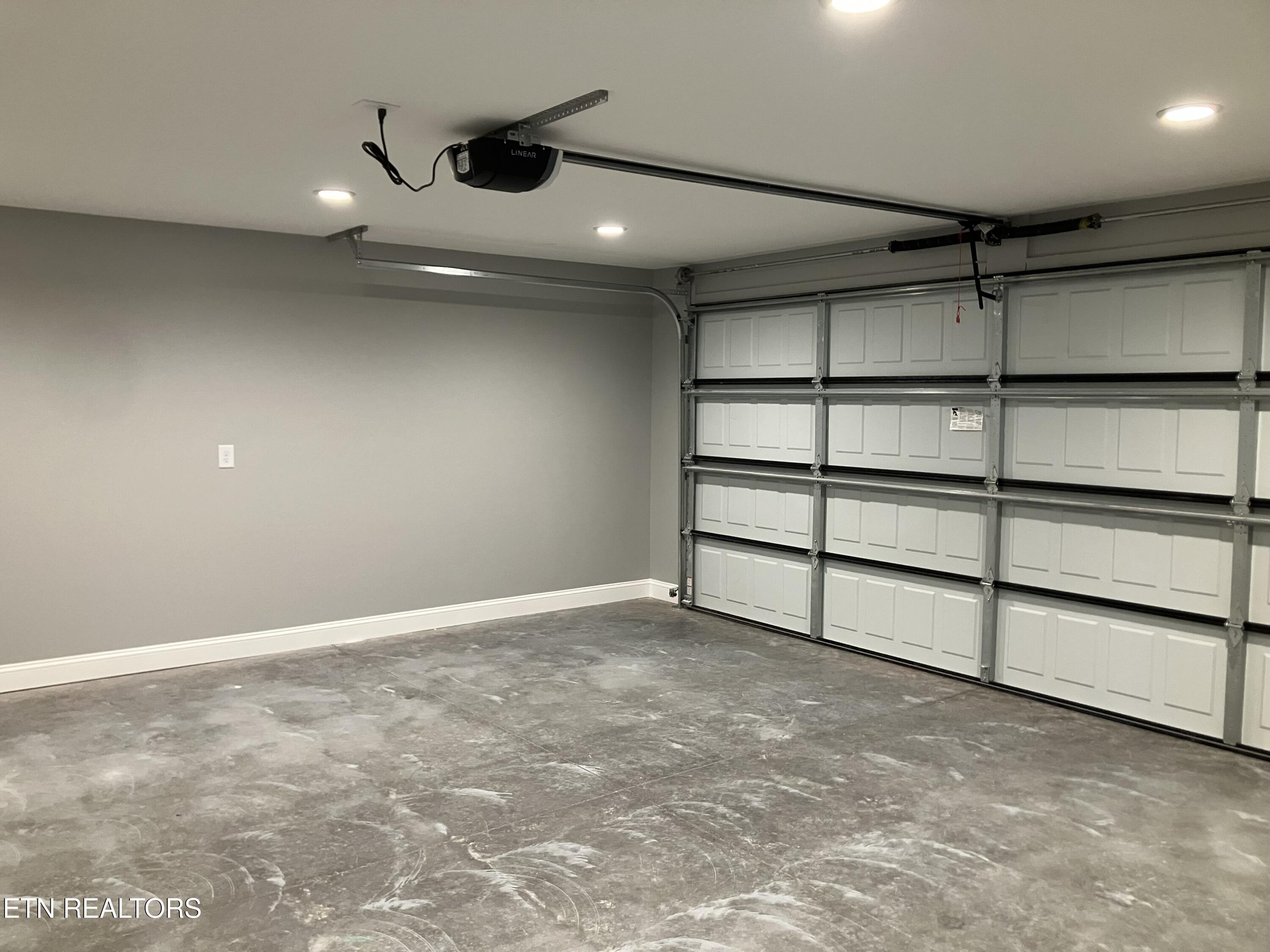 198 Signet Lane Maynardville, TN 37807 - Photo 31 of 35 IMG_5665