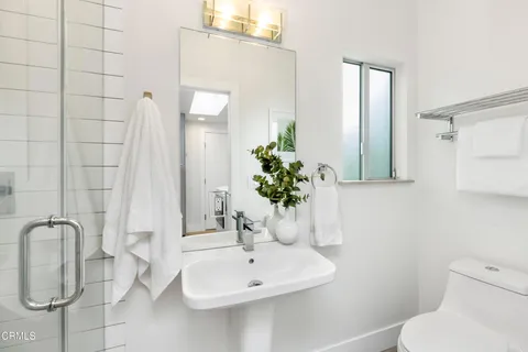 $2,599,000 | 2065 Liliano Drive, Sierra Madre, CA 91024