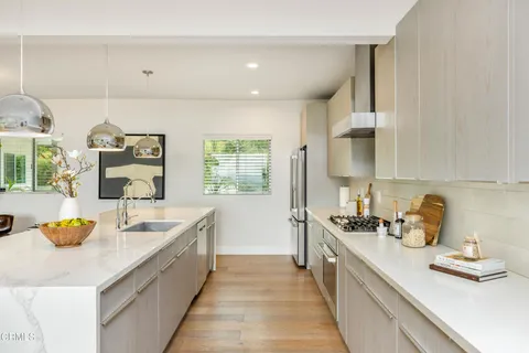 $2,599,000 | 2065 Liliano Drive, Sierra Madre, CA 91024