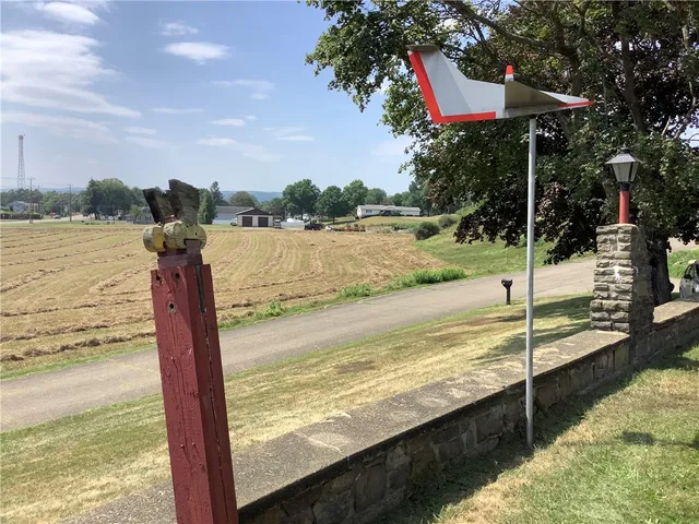 $259,000 | 10 Fairlawn Drive, Horseheads, NY 14845