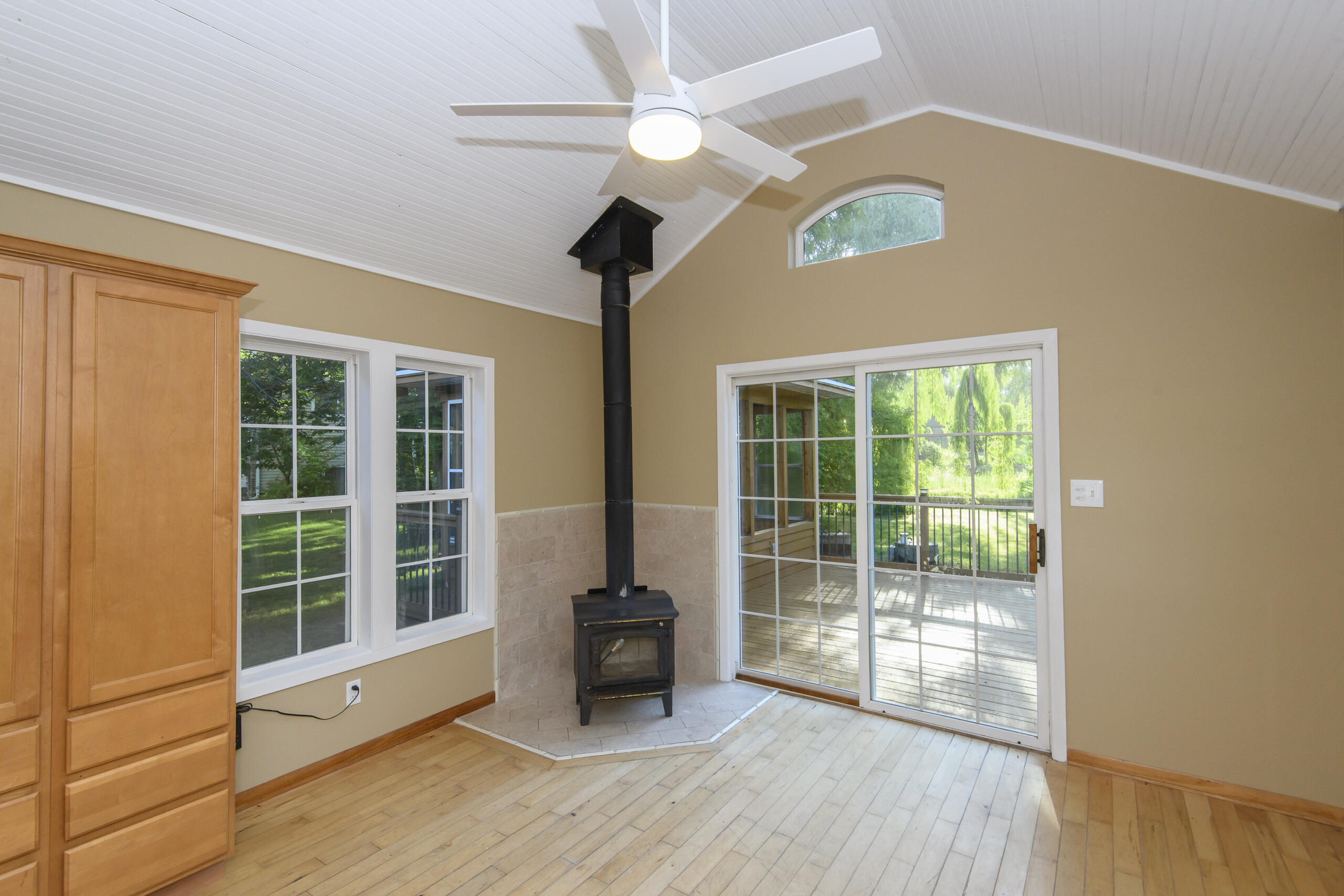 11319 3rd Avenue Pleasant Prairie, WI 53158 - Photo 13 of 38 11319 Third Ave-22