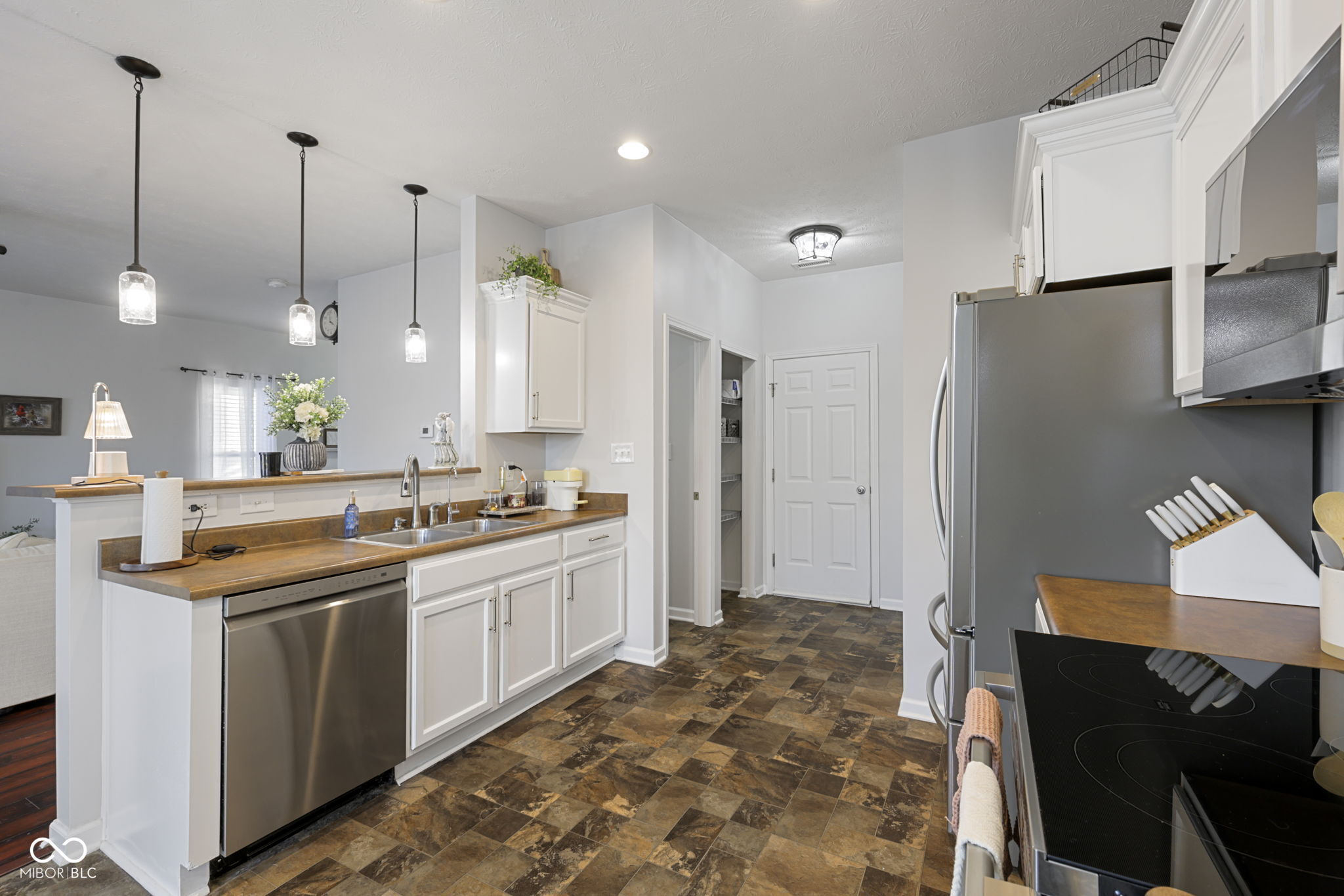 8346 Bolero Way Camby, IN 46113 - Photo 13 of 35