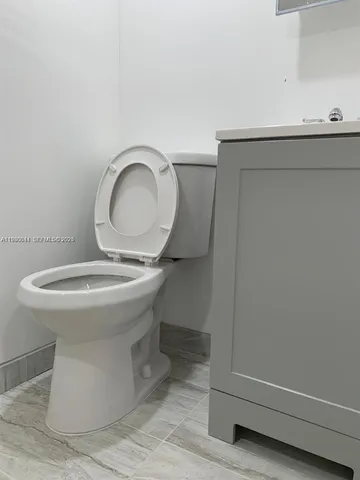 $1,000 | 20811 Northwest Miami Place, Unit B, Miami Gardens, FL 33169