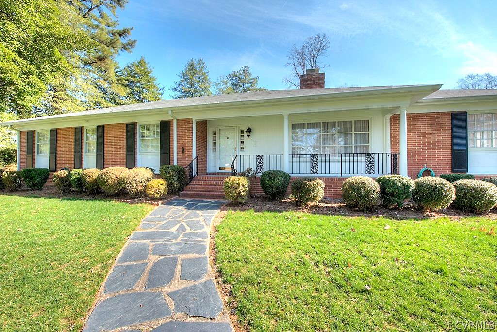 8201 Overbury Road Richmond, VA 23227 - Photo 3 of 40 Gallery Image 3