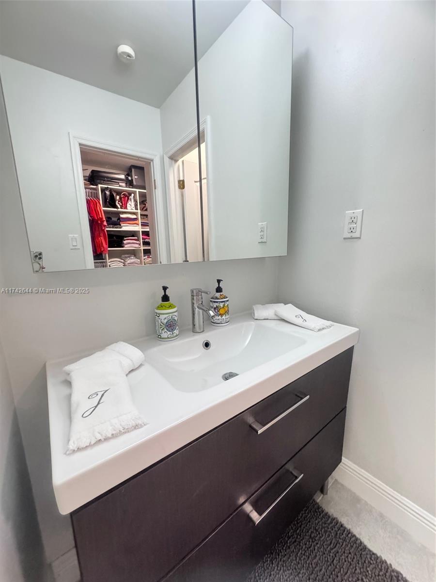 11545 Southwest 109th Road, Unit 25Z Miami, FL 33176 - Photo 22 of 39