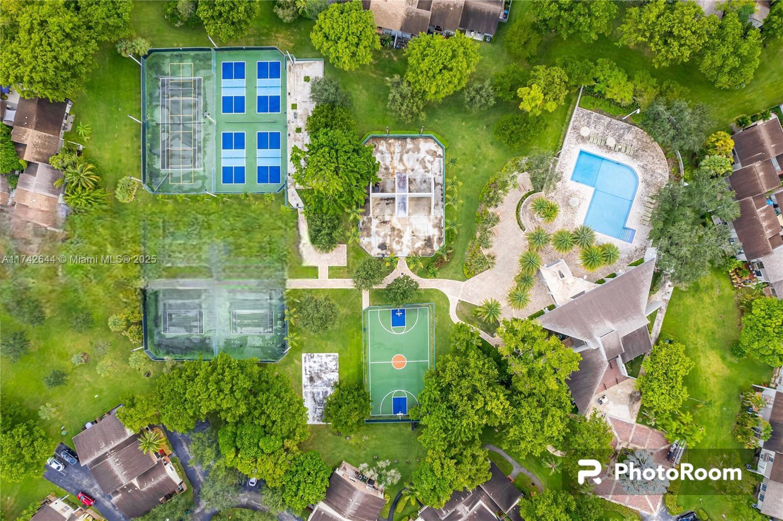 11545 Southwest 109th Road, Unit 25Z Miami, FL 33176 - Photo 32 of 39