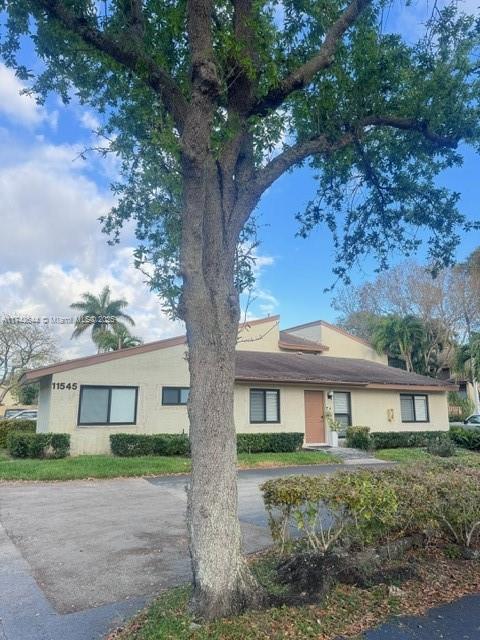 11545 Southwest 109th Road, Unit 25Z Miami, FL 33176 - Photo 4 of 39