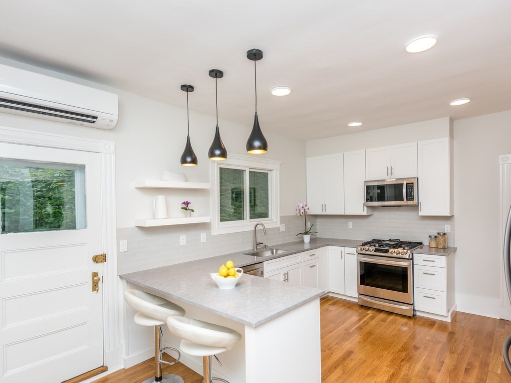 62 Atherton Road, Unit 1 Brookline, MA 02446 - Photo 18 of 32