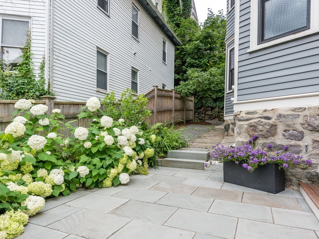 62 Atherton Road, Unit 1 Brookline, MA 02446 - Photo 5 of 32