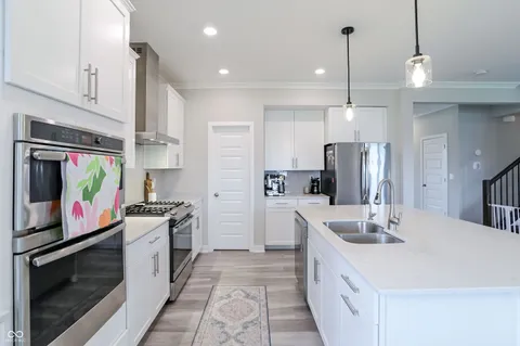 $619,000 | 19371 Gillcrest Drive, Noblesville, IN 46062