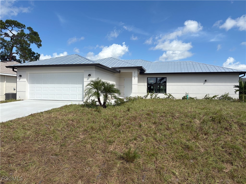 8157 Albatross Road Fort Myers, FL 33967 - Photo 1 of 26 Gallery Image 1