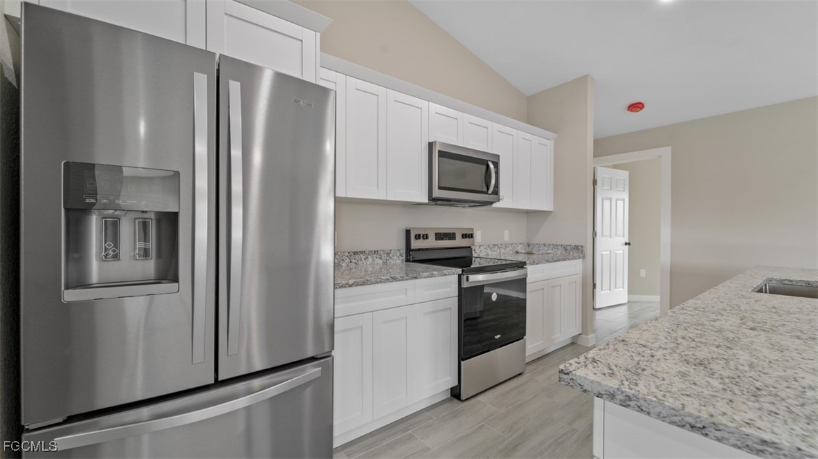 8157 Albatross Road Fort Myers, FL 33967 - Photo 9 of 26 Gallery Image 9