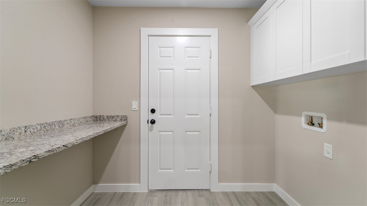 8157 Albatross Road Fort Myers, FL 33967 - Photo 10 of 26 Gallery Image 10