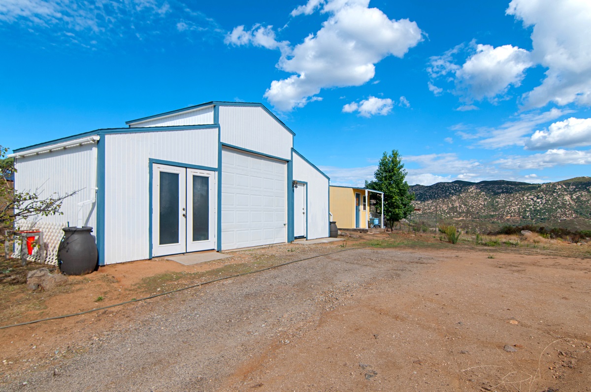 23668 Old Ranch Road Alpine, CA 91901 - Photo 23 of 25