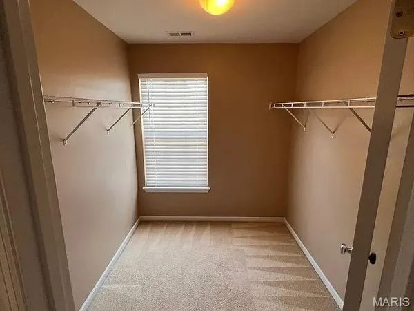 $2,300 | 2429 Heather Hill Court, Belleville, IL 62221