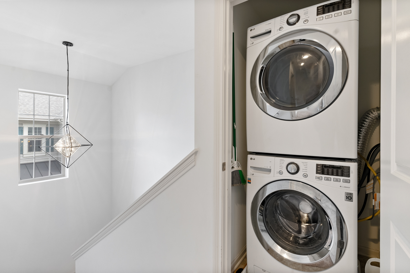 303 South NW Highway, Unit 2 Park Ridge, IL 60068 - Photo 22 of 30 a utility room with dryer and washer