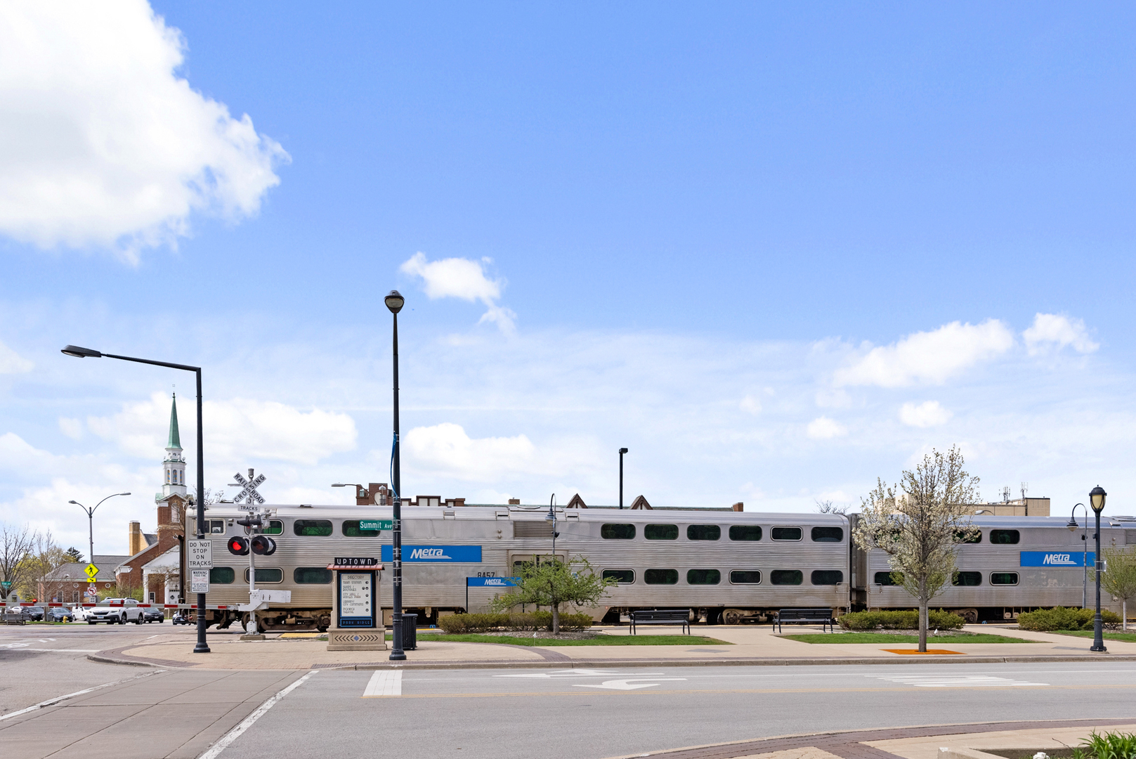 303 South NW Highway, Unit 2 Park Ridge, IL 60068 - Photo 27 of 30 a view of a city with tall buildings