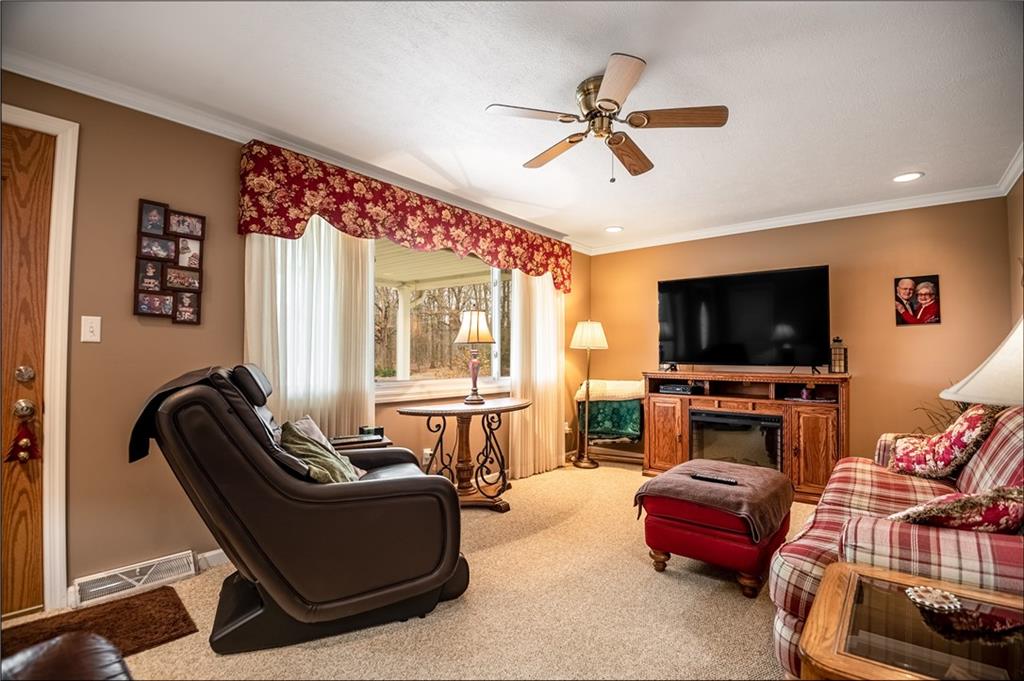 23 Elliot Road West Middlesex, PA 16159 - Photo 3 of 23 Gallery Image 3