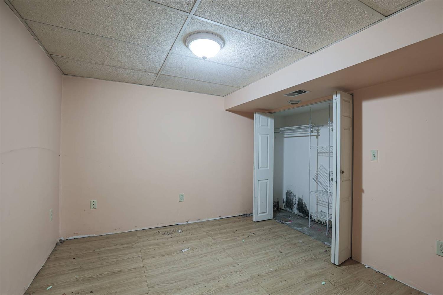 2596 Banning Road Cincinnati, OH 45239 - Photo 12 of 19 Gallery Image 12