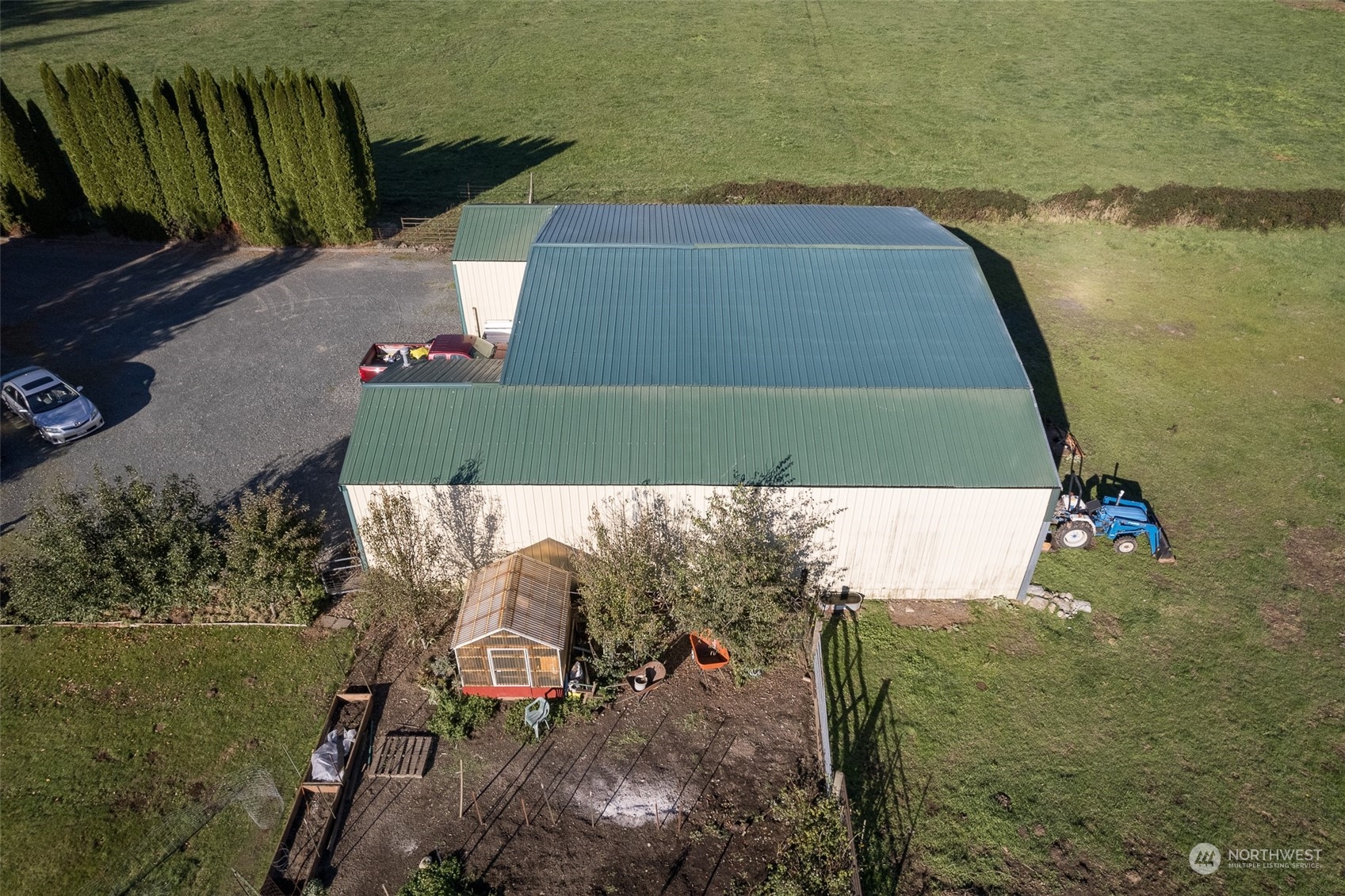 8170 North Telegraph Road Everson, WA 98247 - Photo 39 of 40 a view of swimming pool with a yard